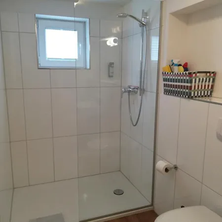 Teamwohnung 1690 Πανσιόν Ρέντσμπουργκ