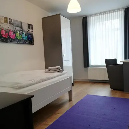 Πανσιόν Teamwohnung 1690 Ρέντσμπουργκ