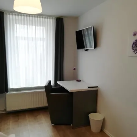 Πανσιόν Teamwohnung 1690