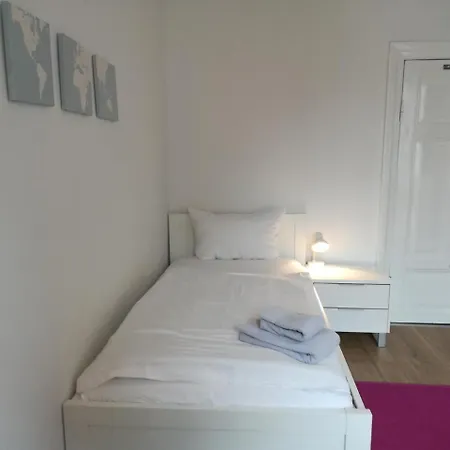 Teamwohnung 1690 2*