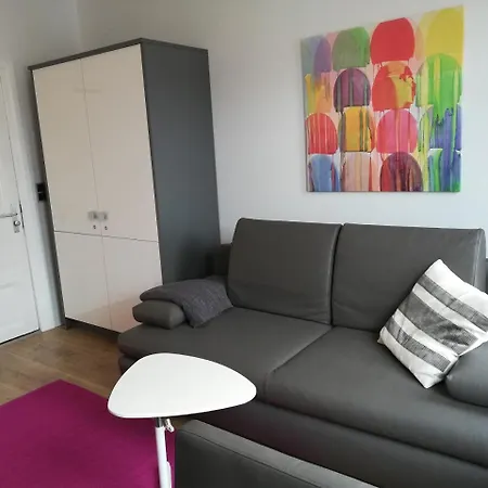 Πανσιόν Teamwohnung 1690 Ρέντσμπουργκ